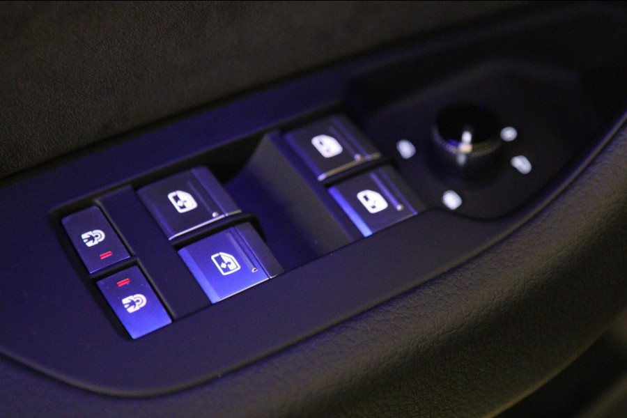 Audi A6 Avant 55 TFSI e quattro Competition 3X S-LINE PANO/LEER/HUD/SFEER/ACC/VOL