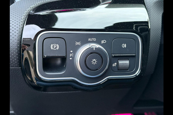 Mercedes-Benz CLA-Klasse Shooting Brake 250 e plug-in AMG BLACK Limited