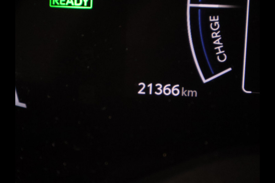 Toyota Yaris Cross 1.5 Hybrid 115 Dynamic Luxury | Stuur- & Stoelverwarming | Apple Carplay & AndroidAUTO |