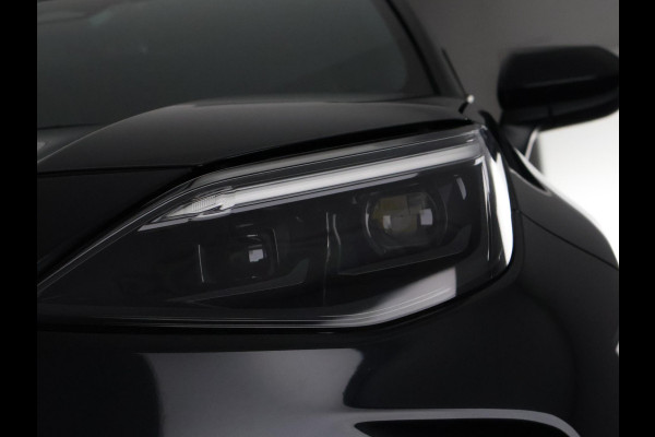 Toyota Yaris Cross 1.5 Hybrid 115 Dynamic Luxury | Stuur- & Stoelverwarming | Apple Carplay & AndroidAUTO |