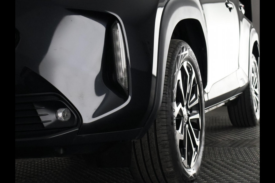 Toyota Yaris Cross 1.5 Hybrid 115 Dynamic Luxury | Stuur- & Stoelverwarming | Apple Carplay & AndroidAUTO |