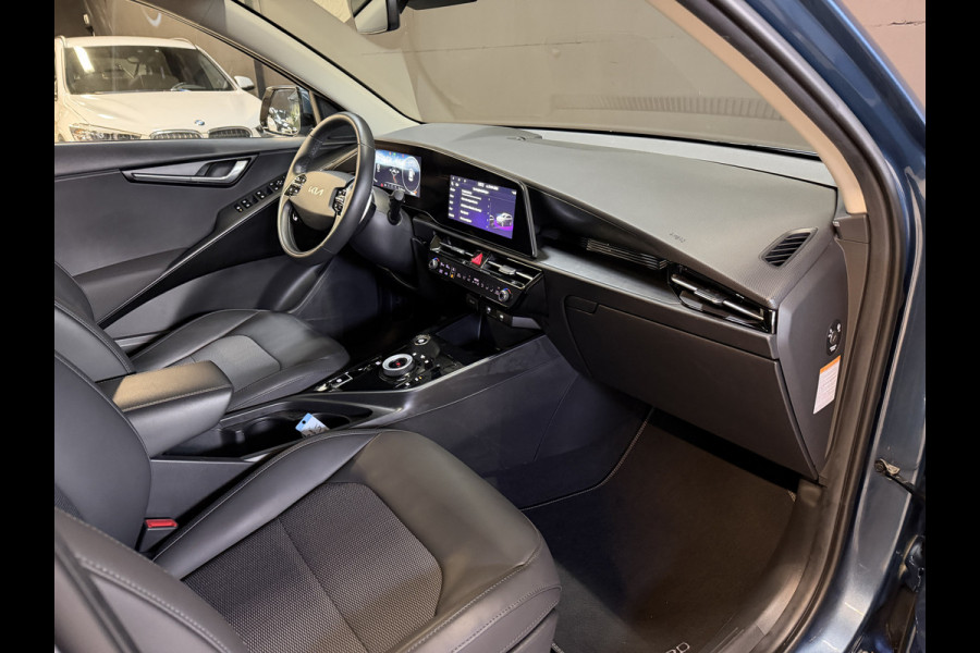 Kia Niro EV DynamicLine 64.8 kWh | SoH 100% | Adaptive cruise | Camera | Navi | Keyless