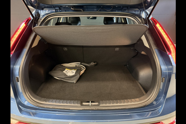 Kia Niro EV DynamicLine 64.8 kWh | SoH 100% | Adaptive cruise | Camera | Navi | Keyless