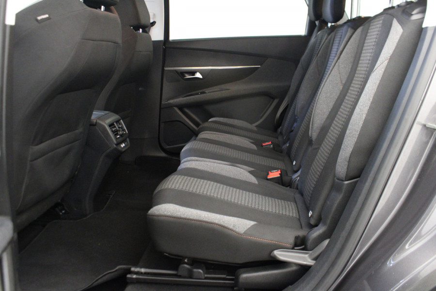 Peugeot 5008 1.2 PureTech Blue Lease Executive |Navi|