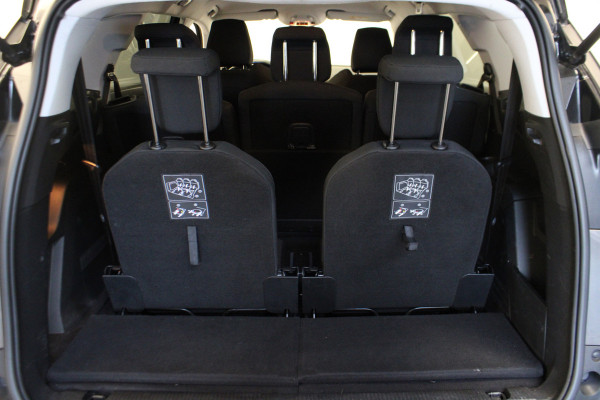 Peugeot 5008 1.2 PureTech Blue Lease Executive |Navi|