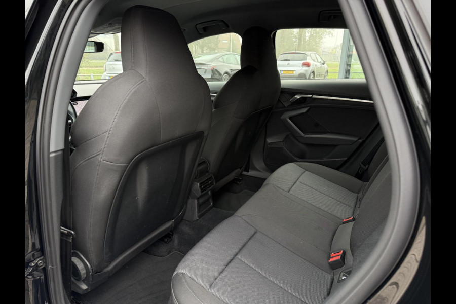 Audi A3 Sportback 30 TFSI Aut. Advanced ed. | Virtual | ALU | Navi | ECC | Carplay |