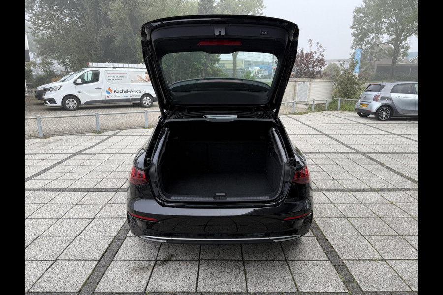 Audi A3 Sportback 30 TFSI Aut. Advanced ed. | Virtual | ALU | Navi | ECC | Carplay |