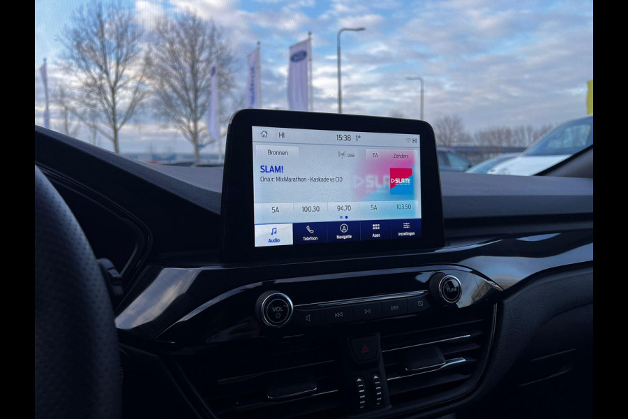 Ford Kuga 1.5 EcoBoost ST-Line 150pk | Winterpack | 19 inch lichtmetalen velgen | elektrisch bedienbare achterklep