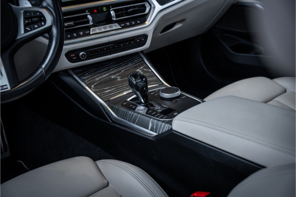 BMW 3-serie 330e High Executive - M Sport | Panorama | H&K | Memory | ACC