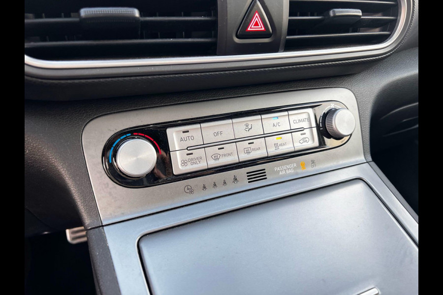 Hyundai Kona EV Premium 64 kWh Stoelverwarming | Stoelventilatie | Panoramadak | Trekhaak | Adaptive Cruise Control