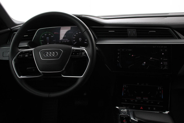 Audi e-tron e-tron 55 quattro | Navigatie | Climate Control | Alcantara | Camera | Electrisch bedienbare achterklep | Led | Cruise Control Adaptive |
