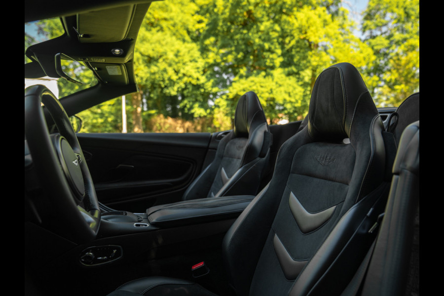 Aston Martin DBS Volante 5.2 V12 Superleggera | China Grey | Carbon Body Pack | Sports Plus Seats | Premium audio
