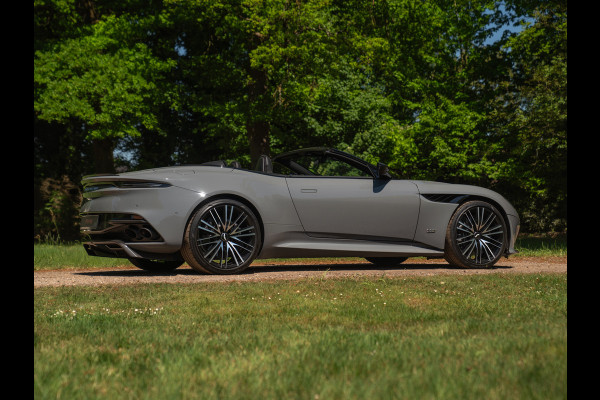 Aston Martin DBS Volante 5.2 V12 Superleggera | China Grey | Carbon Body Pack | Sports Plus Seats | Premium audio