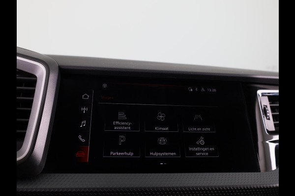 Audi A1 Sportback 30 TFSI Pro Line 110pk | S-line interieur | Climatronic | 17 inch lichtmetalen velgen | Navigatie via App