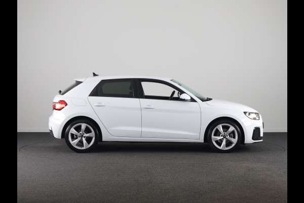 Audi A1 Sportback 30 TFSI Pro Line 110pk | S-line interieur | Climatronic | 17 inch lichtmetalen velgen | Navigatie via App