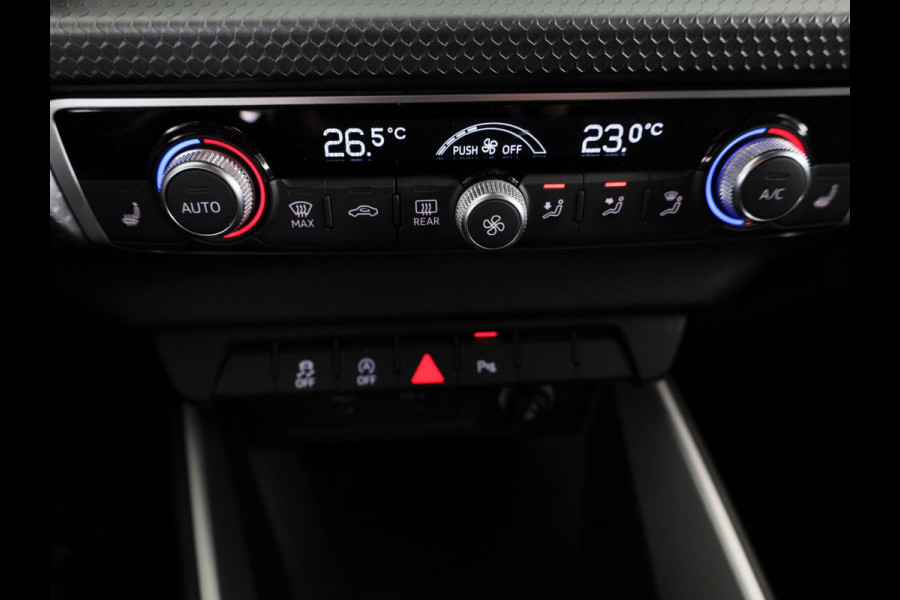 Audi A1 Sportback 30 TFSI Pro Line 110pk | S-line interieur | Climatronic | 17 inch lichtmetalen velgen | Navigatie via App