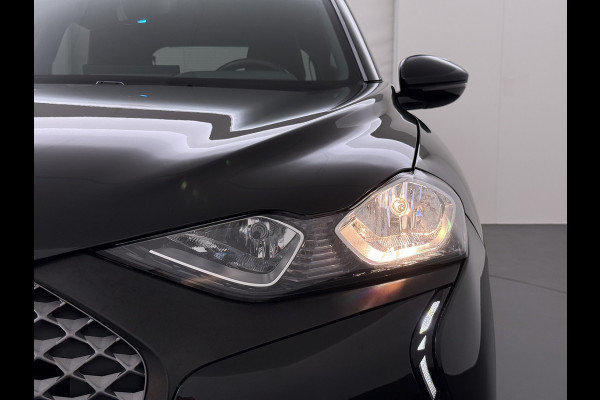 DS DS 3 Crossback DS Performance 50 kWh Navi180°Camera Apple Carplay Android Auto 1/2 Leer Ecc Cruise Control Pdc Business SOH 92% Stoelverwarming Lmv Led DAB Isofix Privacy Glas Keyless 1e Eigenaar Origineel Nederlandse Auto