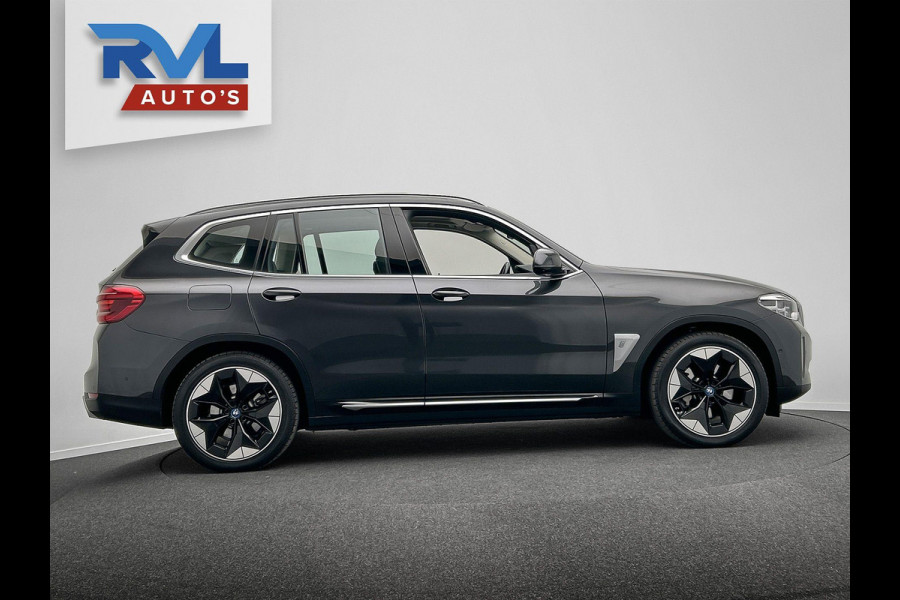 BMW iX3 High Executive 80 kWh | Pano/Dak | Harman/Kardon | Trekhaak | Head/Up | Camera