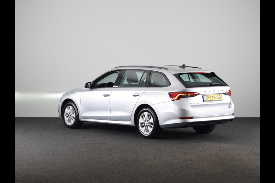 Škoda Octavia Combi 1.0 TSI Business Edition 110 pk | Verlengde garantie | Navigatie | Parkeersensoren | Apple Carplay/Android Auto | LED koplampen |