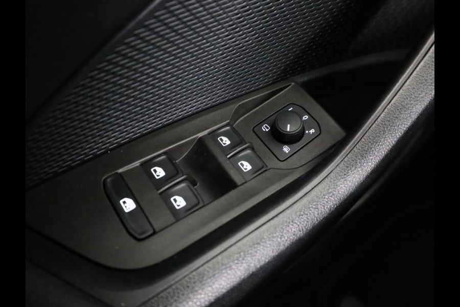 Škoda Octavia Combi 1.0 TSI Business Edition 110 pk | Verlengde garantie | Navigatie | Parkeersensoren | Apple Carplay/Android Auto | LED koplampen |