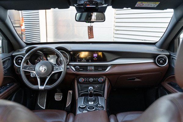 Alfa Romeo Stelvio 2.2d Super Panorama dak leer Navi trekhaak