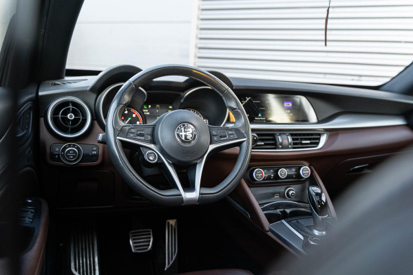 Alfa Romeo Stelvio 2.2d Super Panorama dak leer Navi trekhaak