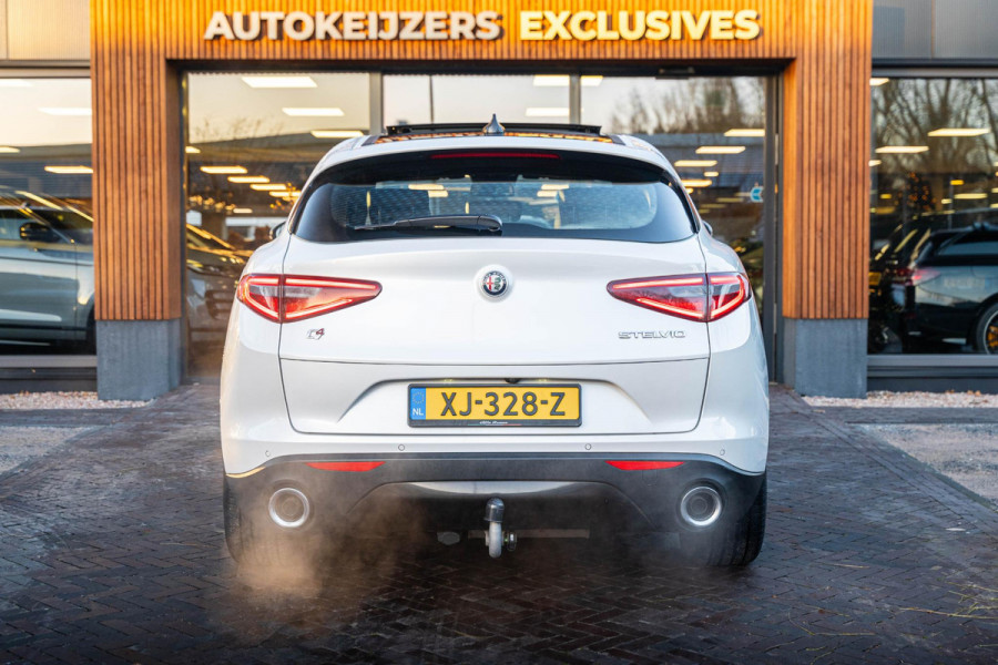 Alfa Romeo Stelvio 2.2d Super Panorama dak leer Navi trekhaak
