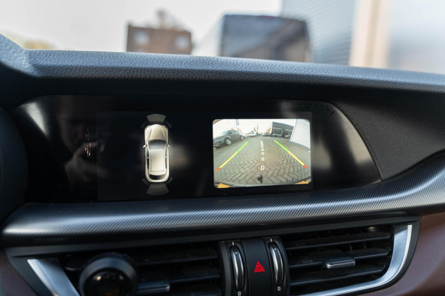 Alfa Romeo Stelvio 2.2d Super Panorama dak leer Navi trekhaak