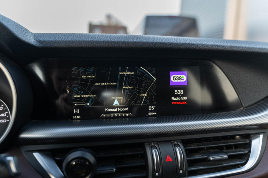 Alfa Romeo Stelvio 2.2d Super Panorama dak leer Navi trekhaak