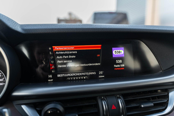 Alfa Romeo Stelvio 2.2d Super Panorama dak leer Navi trekhaak