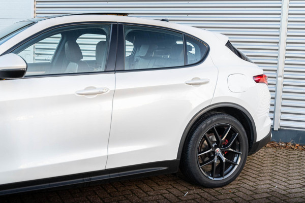 Alfa Romeo Stelvio 2.2d Super Panorama dak leer Navi trekhaak