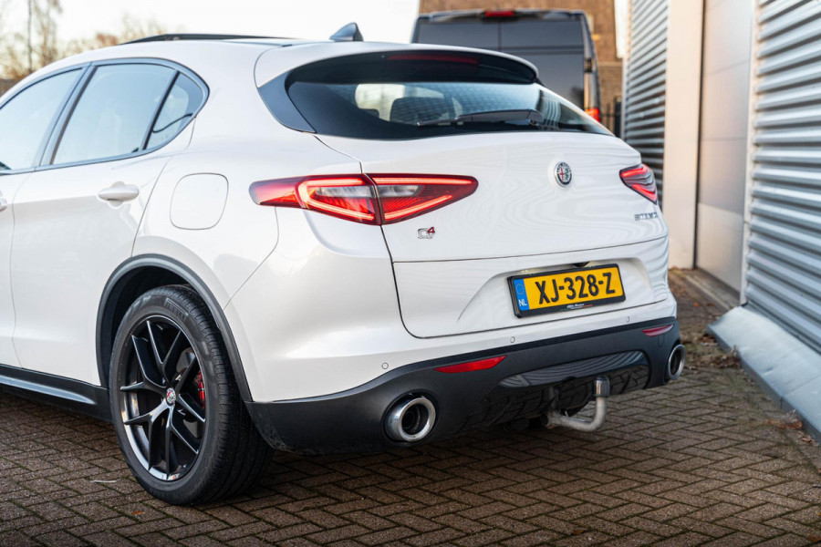 Alfa Romeo Stelvio 2.2d Super Panorama dak leer Navi trekhaak