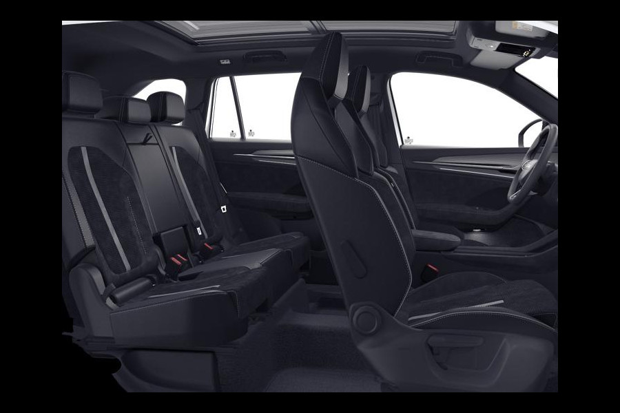 Škoda Kodiaq Sportline Business PHEV 1.5 TSI 204 pk 6 versn. DSG | Panoramadak | Wegklapbare trekhaak | Light & view pakket