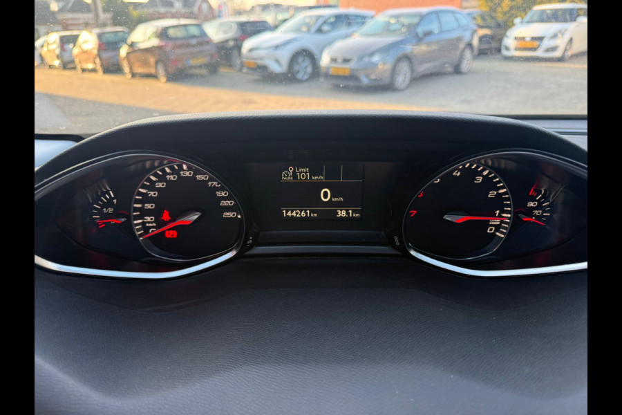 Peugeot 308 SW 1.2 PureTech 110 PK | Blue Lease Executive