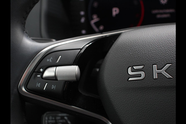 Škoda Karoq 1.5 TSI 150pk DSG ACT Selection | Navigatie | Apple Carplay/Android Auto | Camera | Parkeer sensoren | Adaptive Cruise Control | Lichtmetalen Velgen | Digitale Cockpit