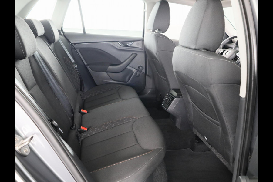 Škoda Kamiq 1.0 TSI Ambition 110 pk | Verlengde garantie | Navigatie via App | Cruise control | LED koplampen |