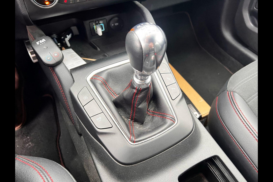 Ford Kuga 1.5 EcoBoost ST-Line X 150pk | Driver Assistance Pack | Wegklapbare Trekhaak | Winterpack | Technology Pack | 1.800kg Trekgewicht