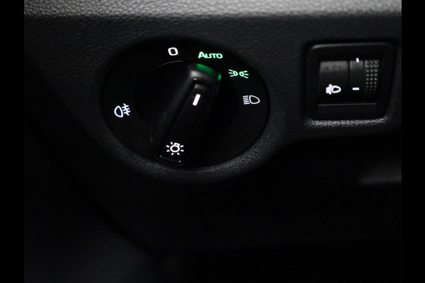 Škoda Kamiq 1.0 TSI Ambition 110 pk | Verlengde garantie | Navigatie via App | Cruise control | LED koplampen |