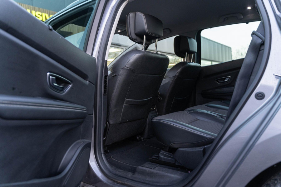 Renault Grand Scénic 1.3 TCe Intens 7p. Half leer Navi trekhaak