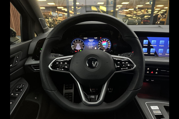 Volkswagen Golf Variant 1.5 eTSI R-Line Panoramadak, Keyless entry, Camera, LED pakket