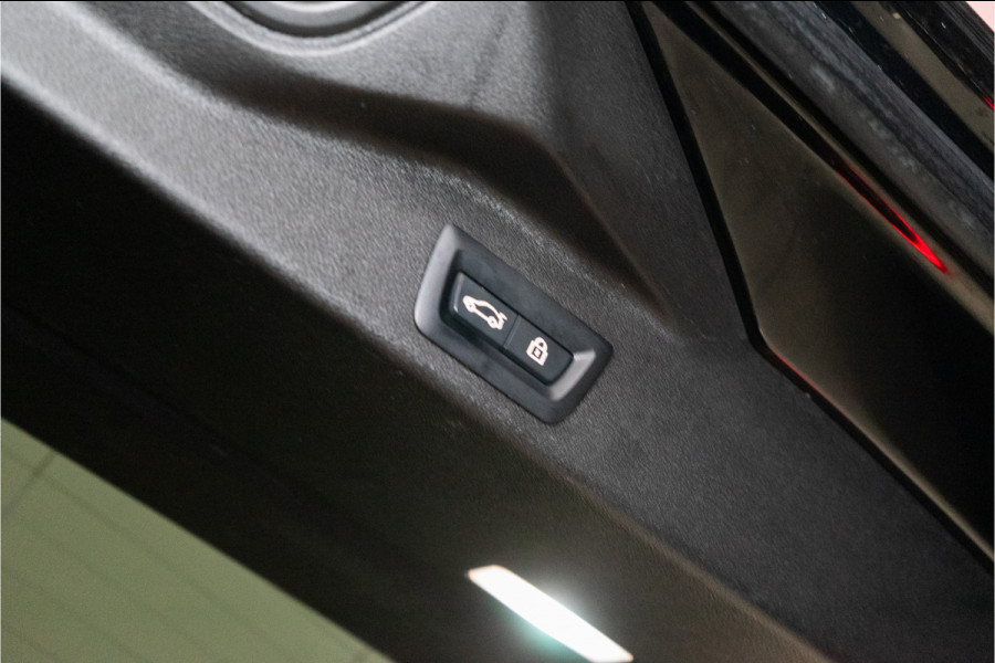 BMW X5 xDrive45e High Executive M-Sport 394PK | Pano | Individual | Sfeer | Crystal | 22'' | 12 MND Garantie