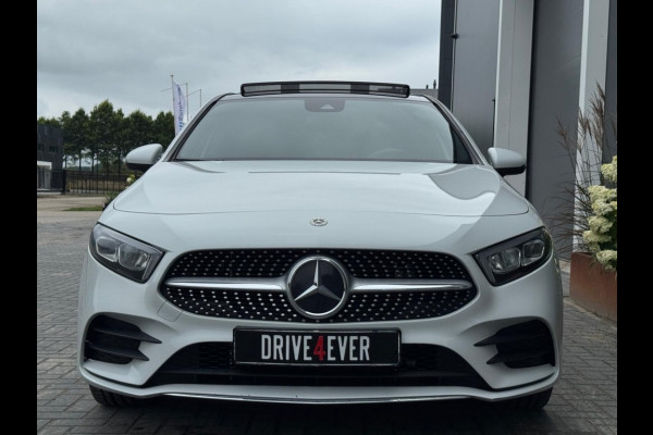 Mercedes-Benz A-Klasse 250 e AMG Line FULL PANO SFEER ECC PDC SPORTVELGEN NAVI