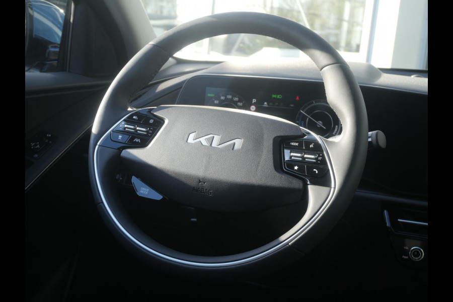 Kia Niro EV Light Advanced 64.8 kWh | Carplay | Camera | Stoel-stuurverwarming |