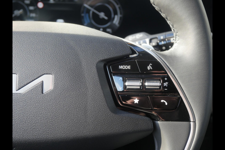 Kia Niro EV Light Advanced 64.8 kWh | Carplay | Camera | Stoel-stuurverwarming |