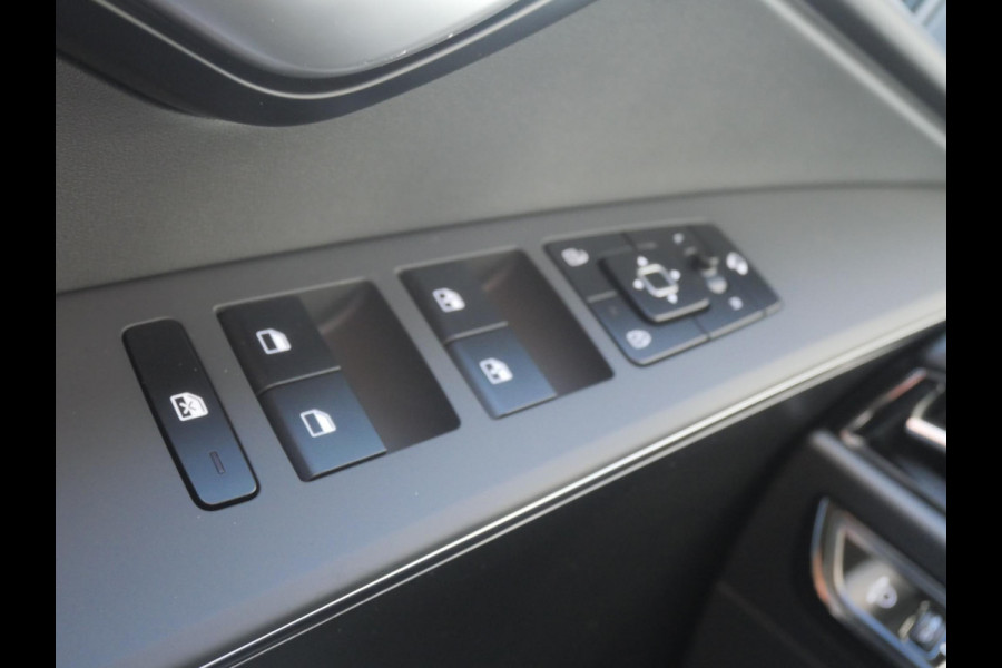 Kia Niro EV Light Advanced 64.8 kWh | Carplay | Camera | Stoel-stuurverwarming |