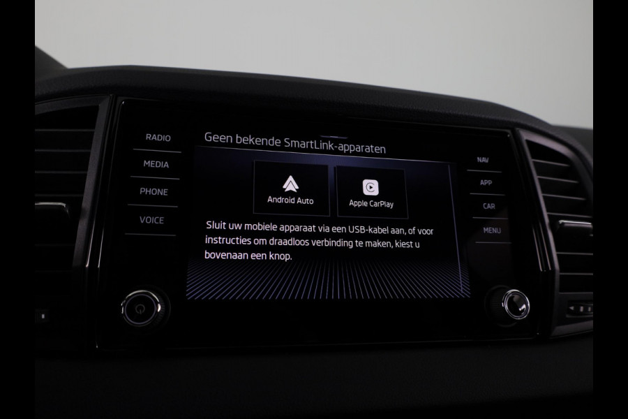 Škoda Karoq Sportline Business 1.5 TSI 150 pk 7 versn. DSG | Wegklapbare trekhaak | Travel Assist Pakket Plus