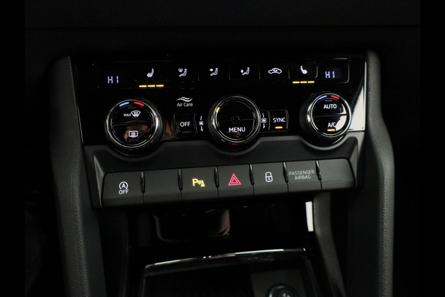 Škoda Karoq Sportline Business 1.5 TSI 150 pk 7 versn. DSG | Wegklapbare trekhaak | Travel Assist Pakket Plus