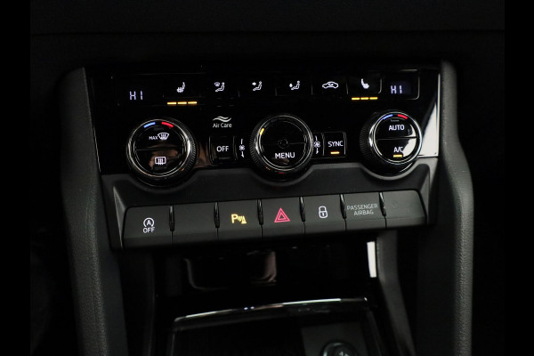 Škoda Karoq Sportline Business 1.5 TSI 150 pk 7 versn. DSG | Wegklapbare trekhaak | Travel Assist Pakket Plus