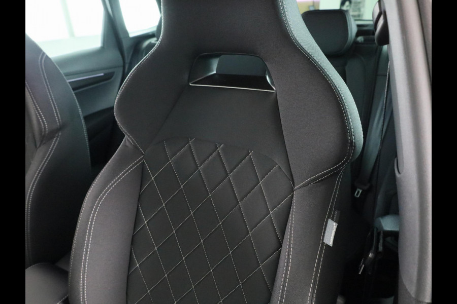 Škoda Karoq Sportline Business 1.5 TSI 150 pk 7 versn. DSG | Wegklapbare trekhaak | Travel Assist Pakket Plus