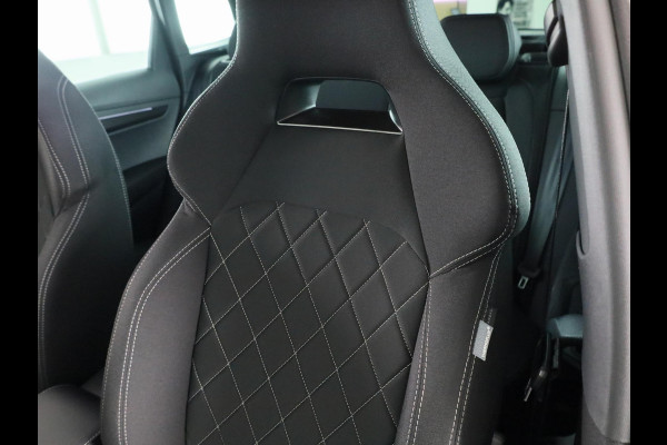 Škoda Karoq Sportline Business 1.5 TSI 150 pk 7 versn. DSG | Wegklapbare trekhaak | Travel Assist Pakket Plus